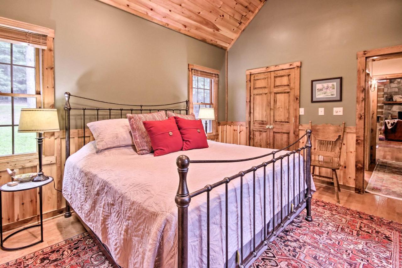 Creekside Berkeley Springs Cabin On 35 Acres! Extérieur photo