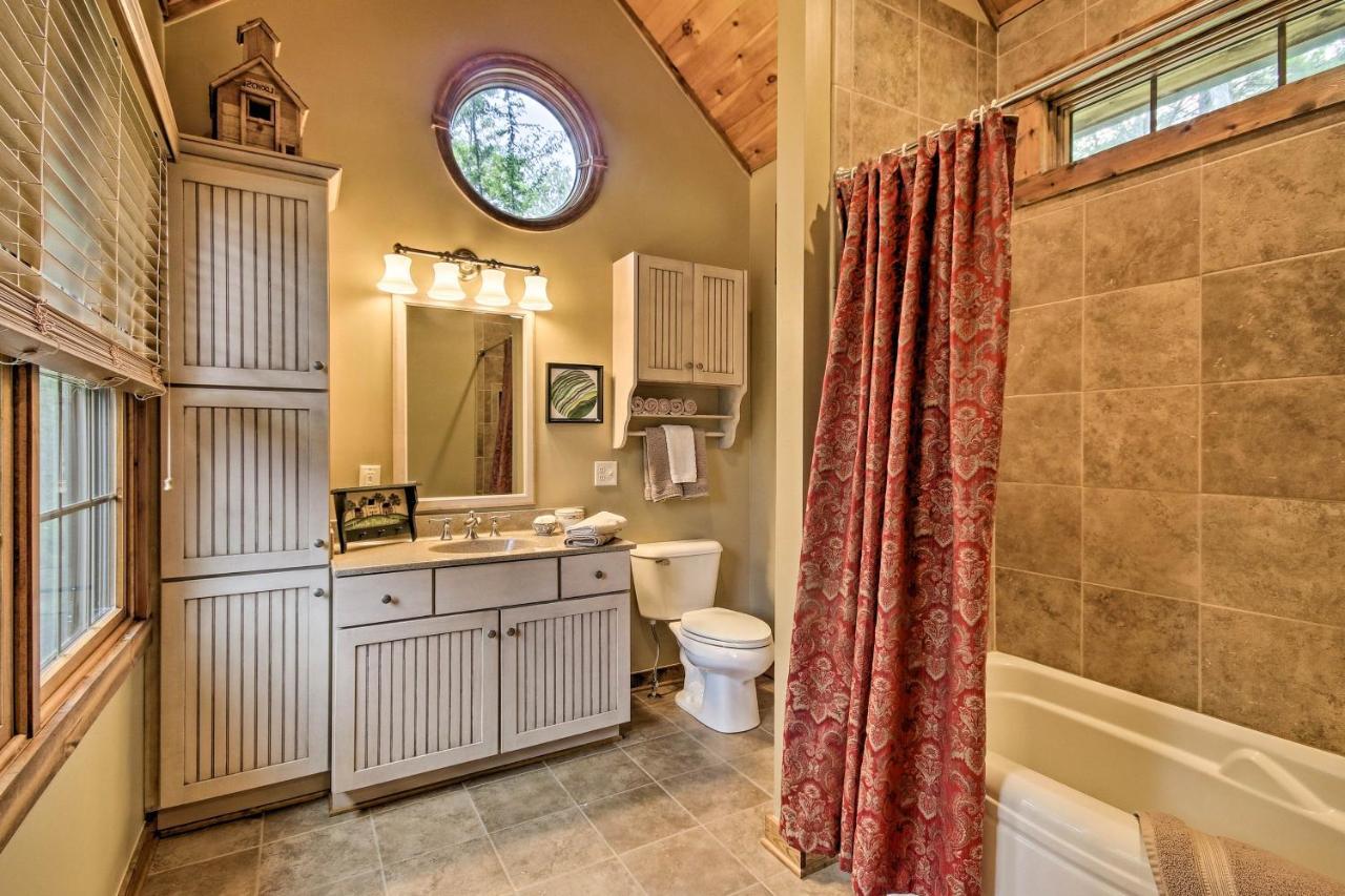 Creekside Berkeley Springs Cabin On 35 Acres! Extérieur photo